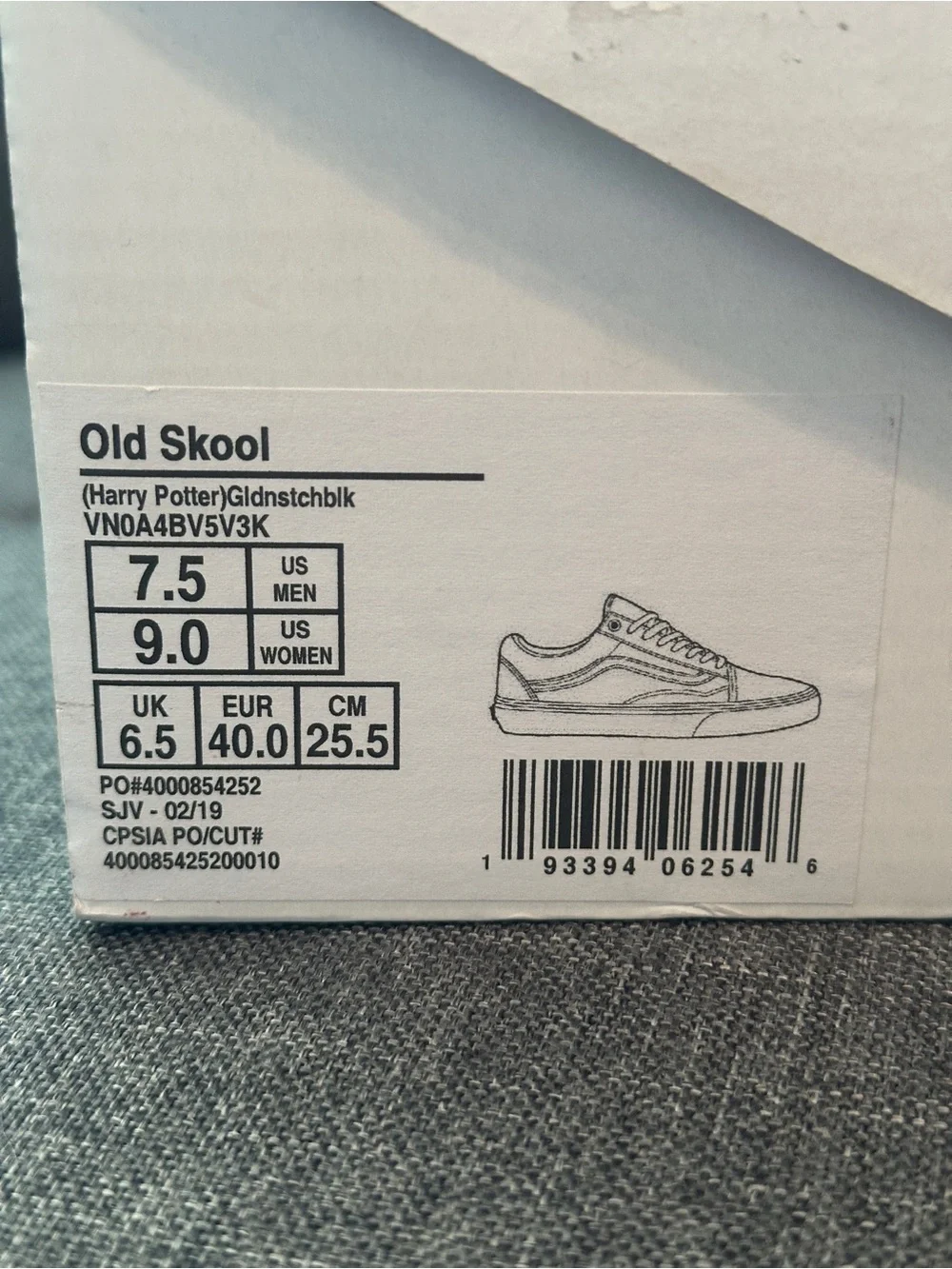 Size 7.5 Men’s - Harry Potter x Vans Old Skool Golden Snitch Brand New In Box